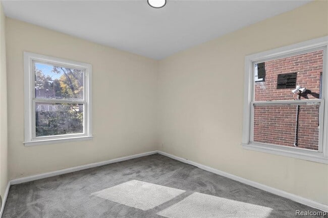 Building Photo - 13575 Rutherford St