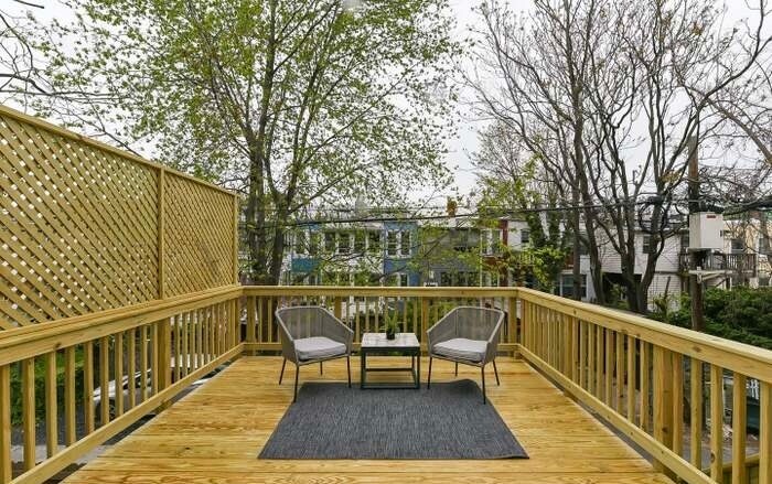 Deck - 1427 Parkwood Pl NW