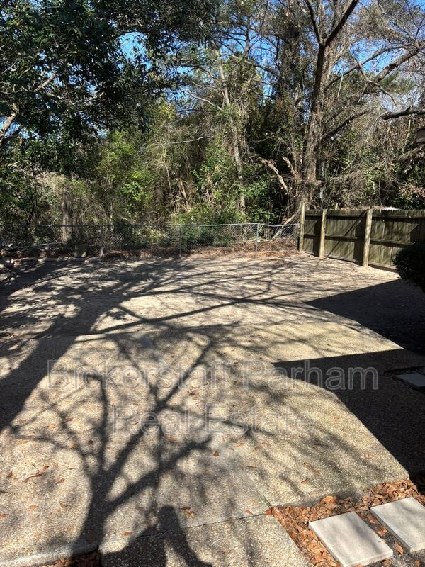 Building Photo - 6313 Olde Towne Dr