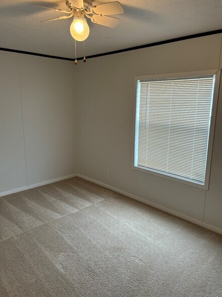 Building Photo - 2331 Windover Dr