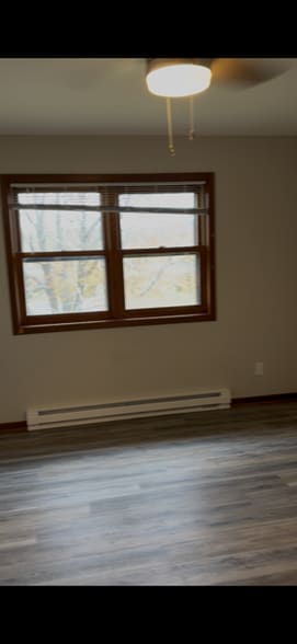 Bedroom - 815 Meadowview Ln