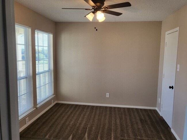 Building Photo - 809 Treadwell Ct