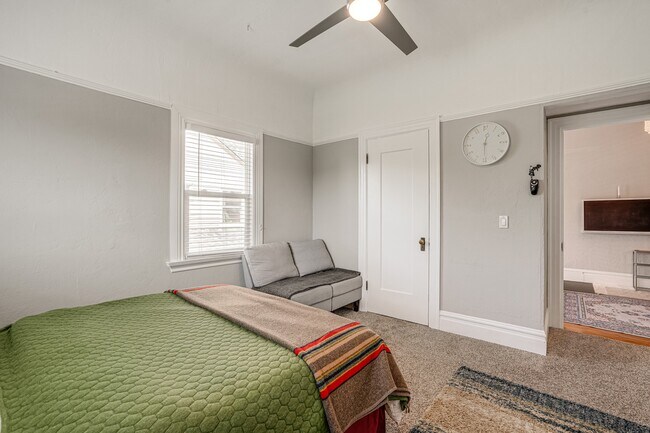 Building Photo - Eagle Avenue