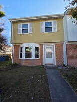 Building Photo - 1100 Clear Springs Rd