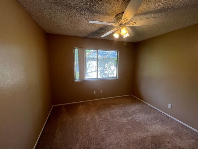 Building Photo - 6448 Bremen Dr