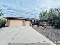 Building Photo - 732 W Burntwater Dr