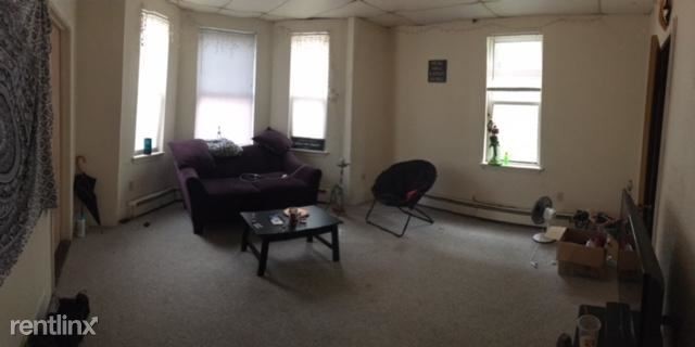 Building Photo - 2 br, 1 bath  - 1572 Tremont St # 1A