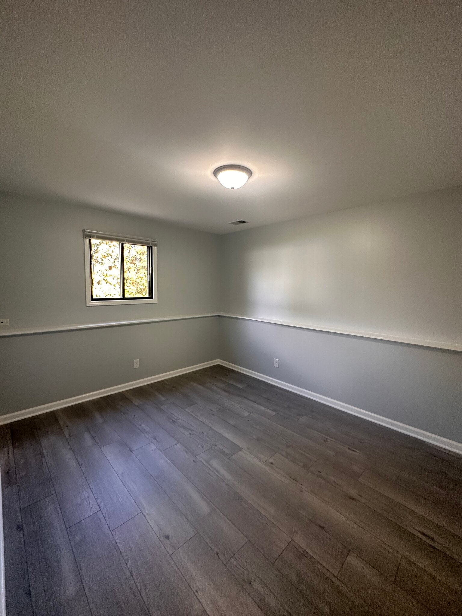 Building Photo - 3950 W 76th Ln