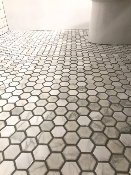 Hexagon floor tile. - 1233 Jenifer St