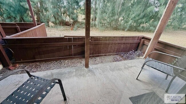 Building Photo - 4601 Carmen Ave