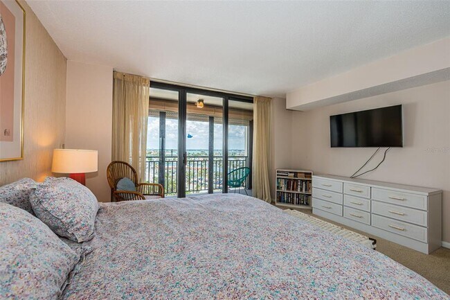 Building Photo - 3820 Gulf Blvd