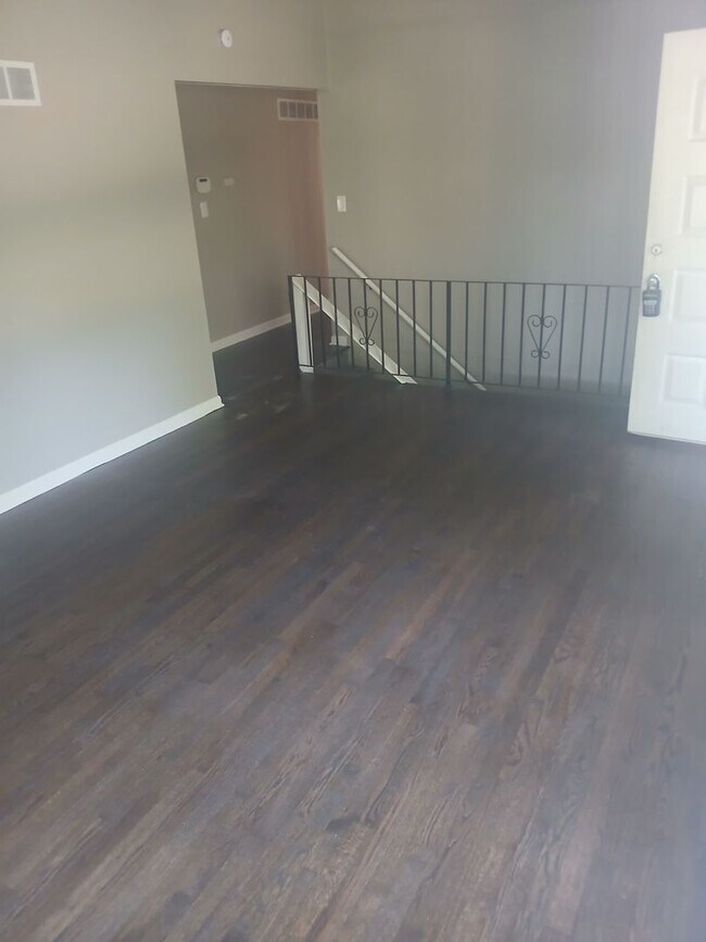 Building Photo - NEW Rate NOW! Beautiful 3 Bedroom Home in ...