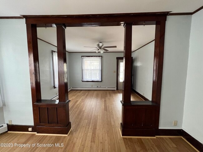 Building Photo - 445 Main St