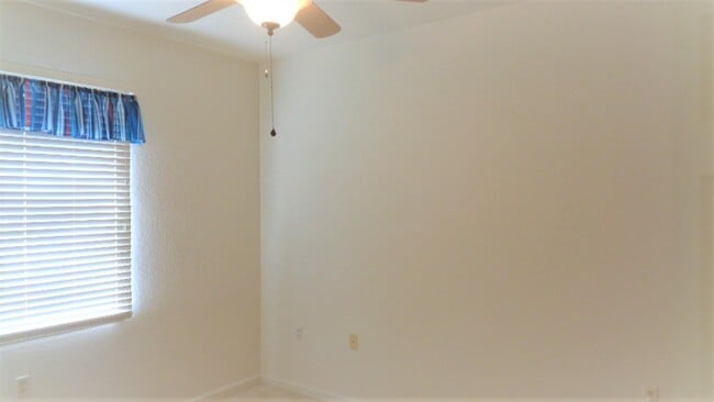 Building Photo - 2553 Langrove Ln SW