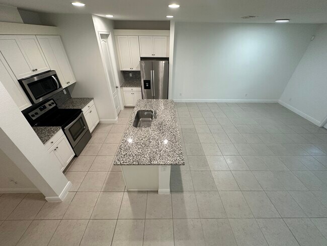 Building Photo - 15479 Sugar Citrus Dr