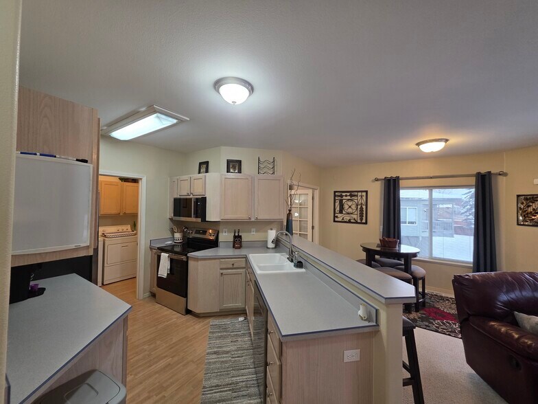 Building Photo - 3030 Lore Rd