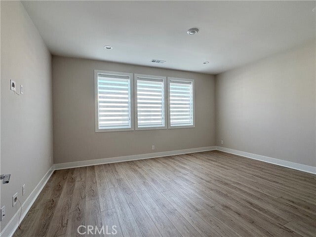 Building Photo - 160 Longden