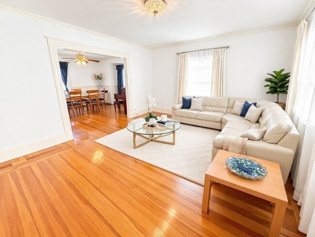 Building Photo - 118 Colby Rd