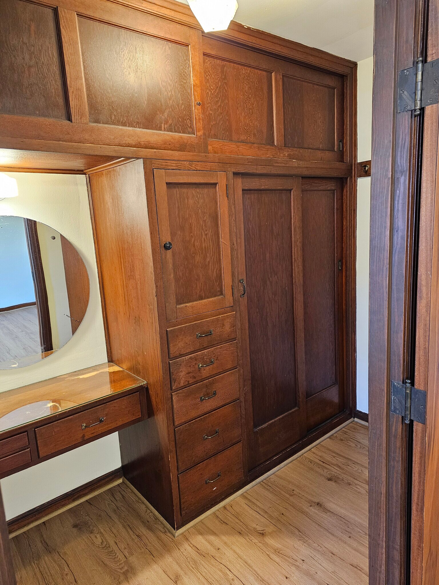 Building Photo - 254 Senator Pl