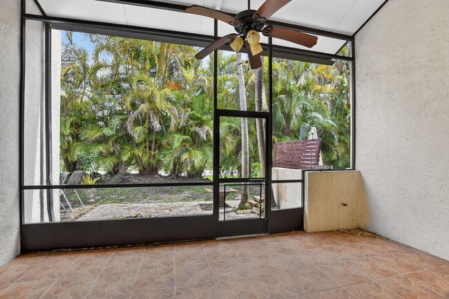 Building Photo - 243 NW 45th Ave