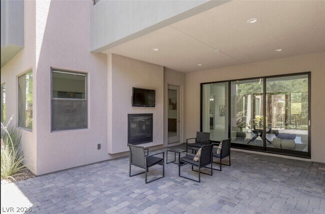 Building Photo - 47 Pristine Glen St