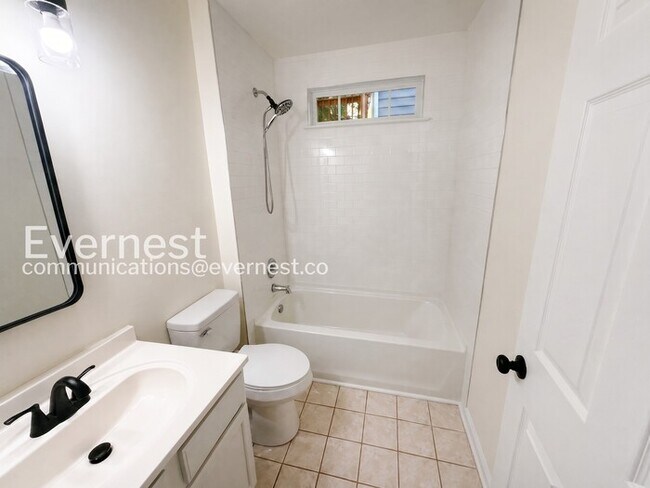 Building Photo - 3-Bed/2-Bath Beautiful Ranch Home in Winslow Bay Near Lake Norman/Pet Friendly/Available Now!