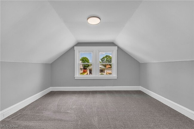 Building Photo - 13722 Saybrook Ave