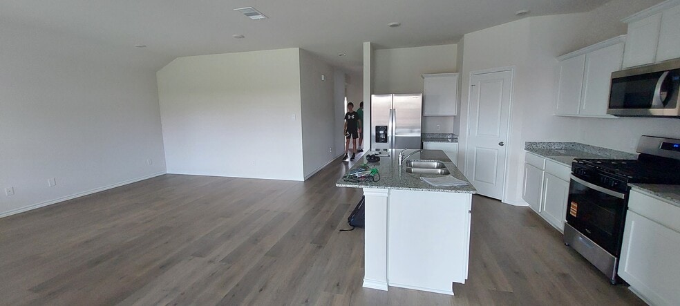 Building Photo - 1418 Saddlehorn Dr