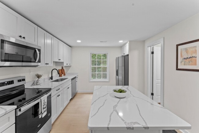 Building Photo - 63 West 29th St