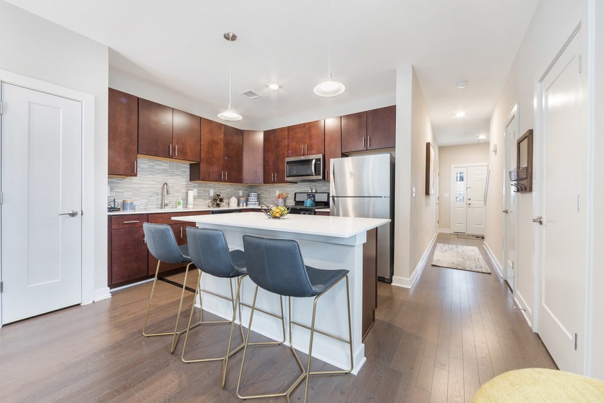 Camelot at Marlboro 2100 Sydney Rd NJ 07751 Apartment