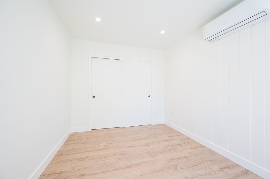 Secondary Bedroom - 680 Morro St