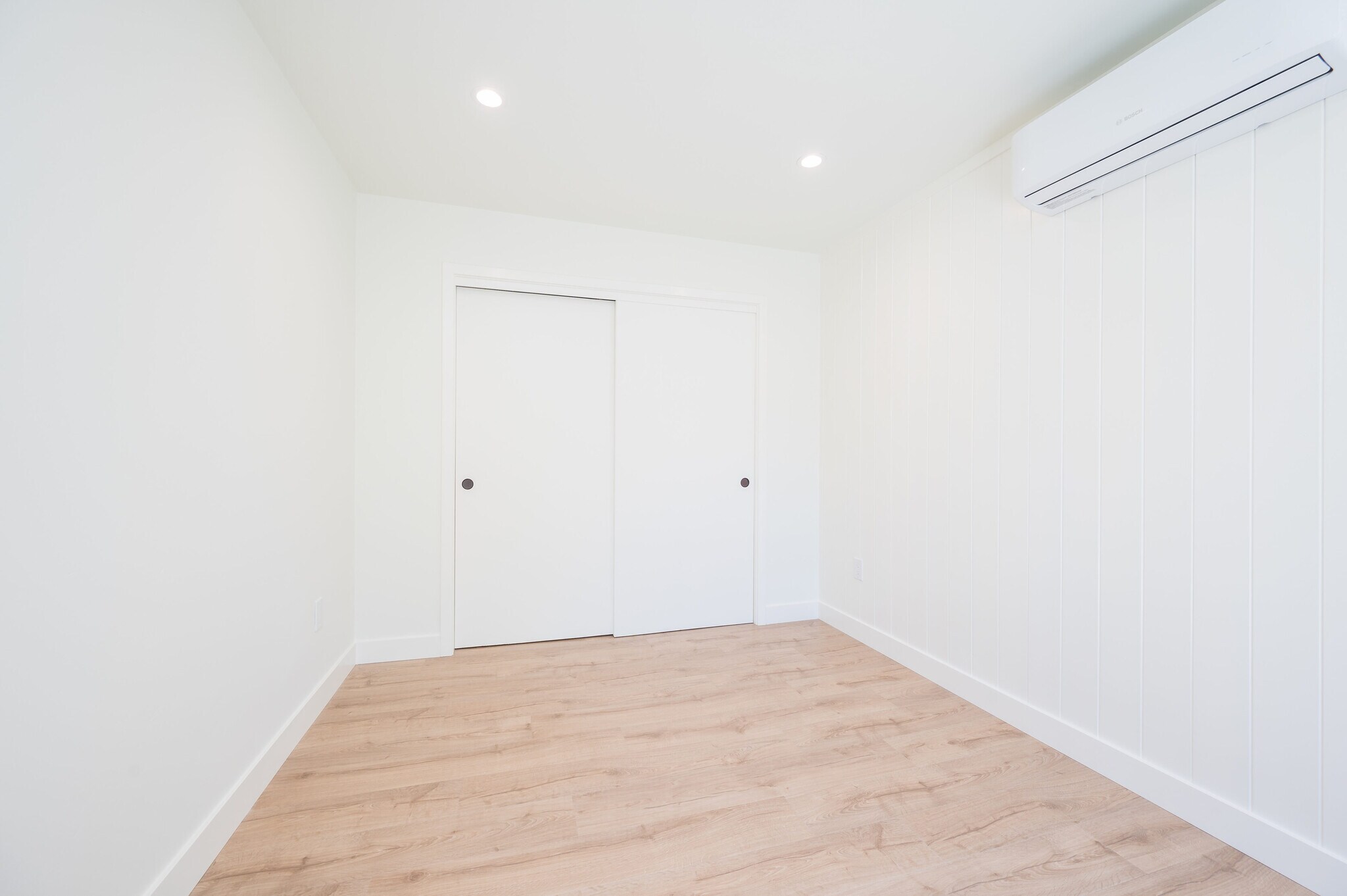 Secondary Bedroom - 680 Morro St