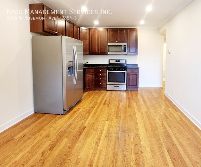 Building Photo - 2854 W Rosemont Ave