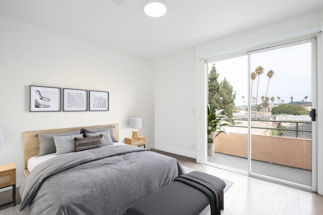 Building Photo - Welcome to 1616 Serrano Ave