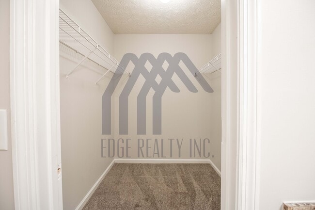 Building Photo - 523 Rice Gate Dr