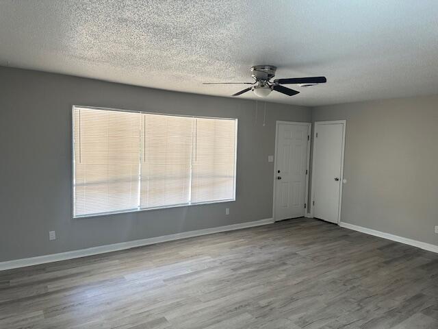 Building Photo - 3095 Brookside Dr NW