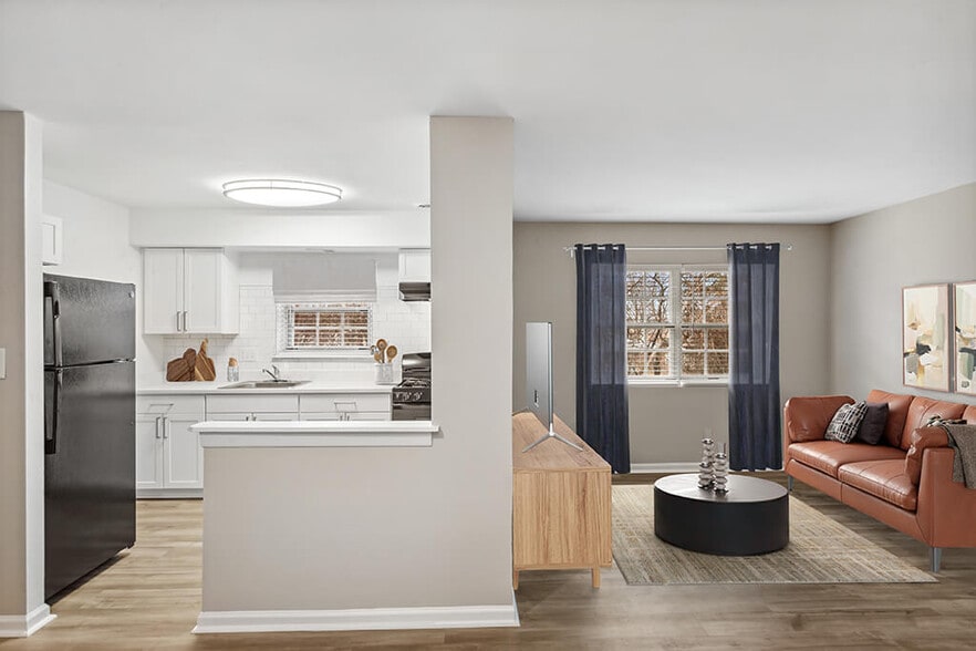 Building Photo - The Villages at Marley Station Apartments