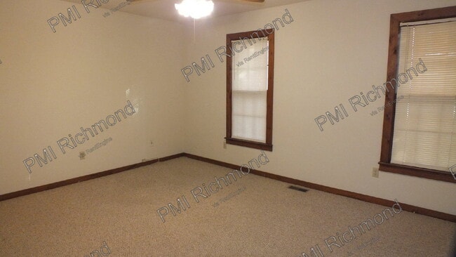 Building Photo - 7506 Cheltenham Dr