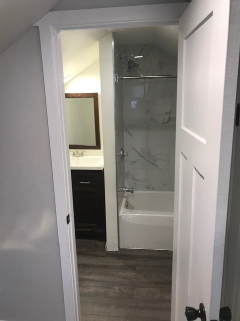 Building Photo - 505 E Johnson St