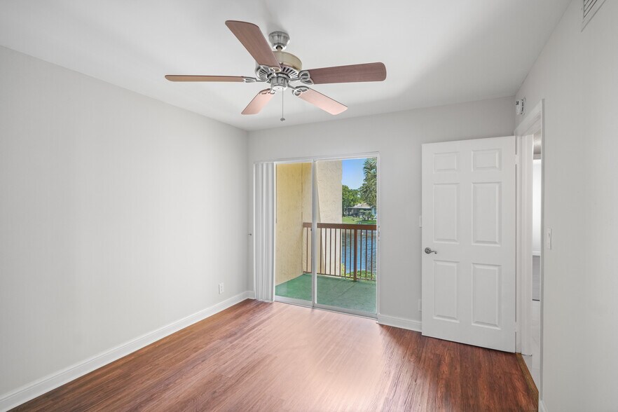 Building Photo - 7640 Westwood Dr