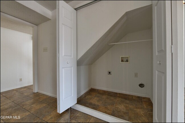 Building Photo - 7958 Starry Night Dr