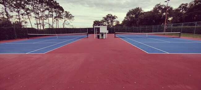 Tennis courts - 3602 Westover Cir