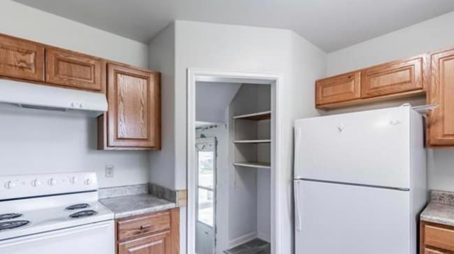 Building Photo - Spacious Four Bedroom Home!