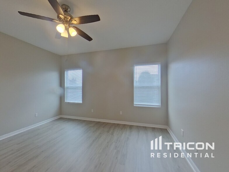 Building Photo - 3842 Saltmarsh Loop
