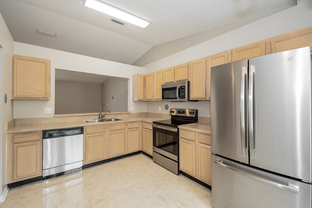 Building Photo - 1603 Twin Oak Ln