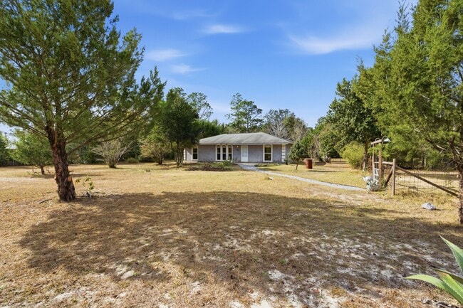 Building Photo - 533 Joseph Cir