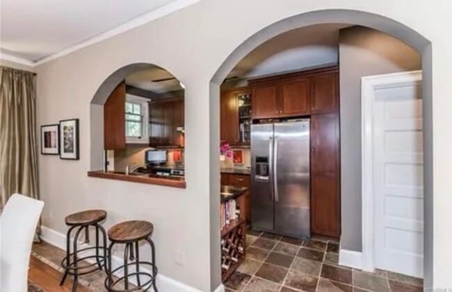 Building Photo - 3213 W Grace St