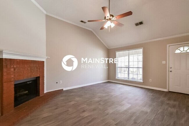 Building Photo - 3 Bedroom Pet-Friendly Home in Memphis, TN...