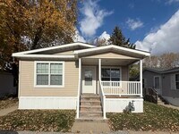 Building Photo - 45 Candlelight Dr