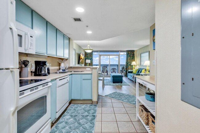 Building Photo - 1700 N Ocean Blvd